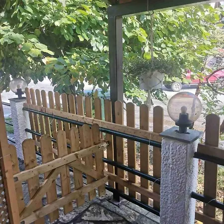 Apartment Voulgaropoulos Neoi Poroi