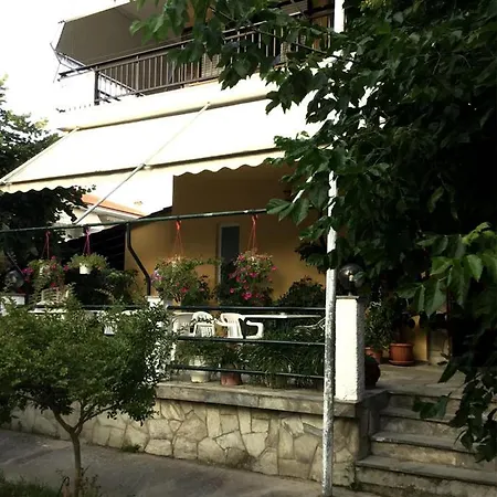 Voulgaropoulos Apartment *
